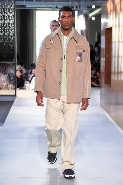 Look 111